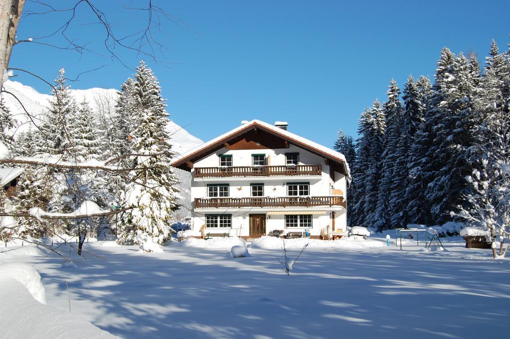 Haus Waldrast Διαμέρισμα Elbigenalp Εξωτερικό φωτογραφία